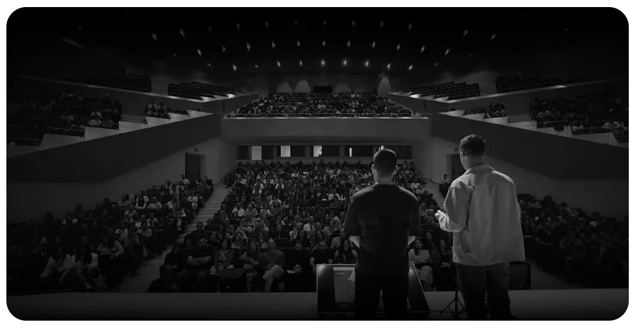 Formación en directo ante más de 1000 personas